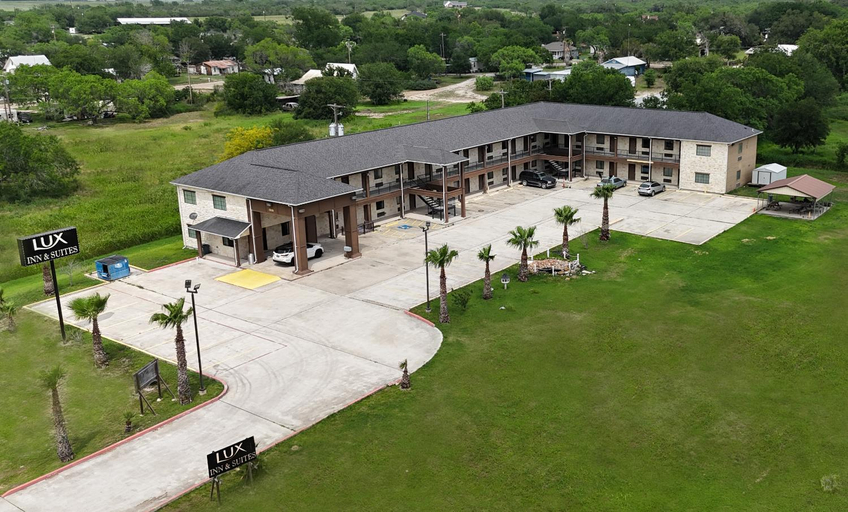 Others 5, Extend A Suites, Live Oak
