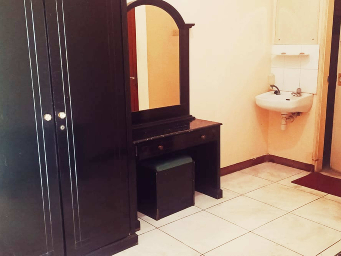 Bathroom 2