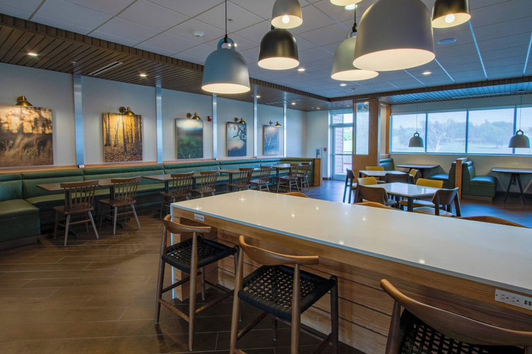 Food & Drinks 5, Fairfield Inn & Suites Duncan, Stephens