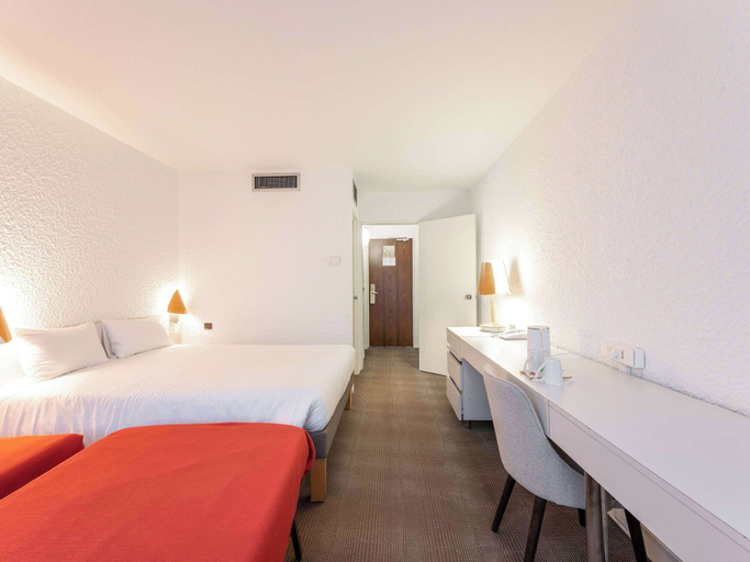 Bedroom 29