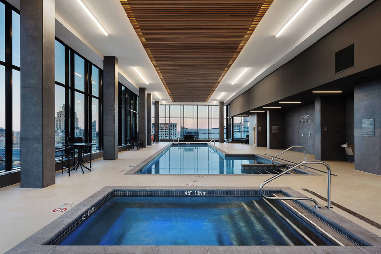 Sport & Beauty, Hôtel AC Montréal Centre-ville, Montréal