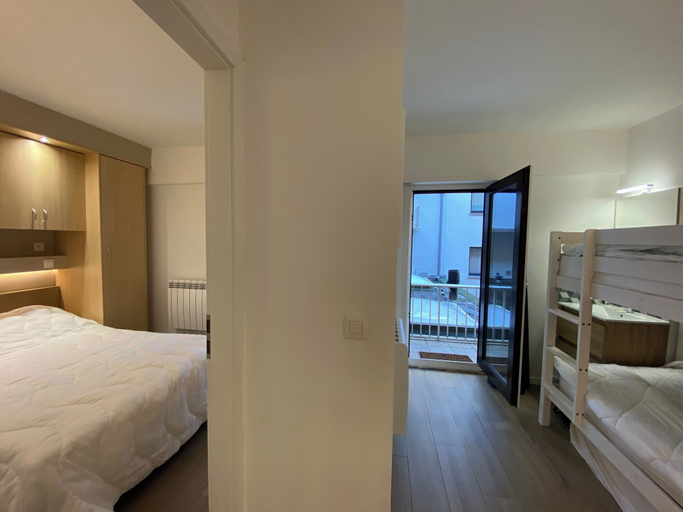 Bedroom 2, Coastal Comfort With sea View, West-Vlaanderen
