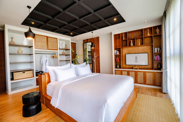Bedroom 8