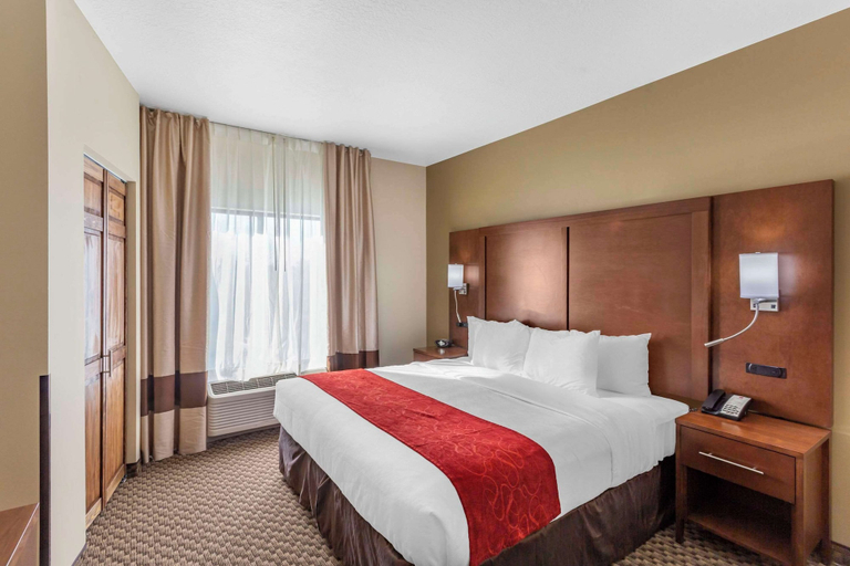 Bedroom 3, Comfort Suites Ogden Conference Center, Weber