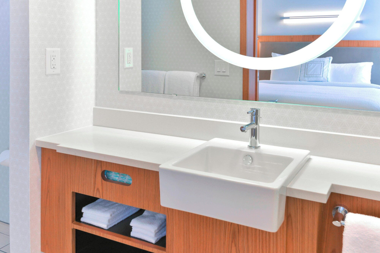 Bathroom 26