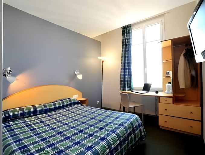 Bedroom 9
