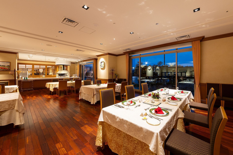 Food & Drinks 4, Grand Empire Hotel, Ōnojō