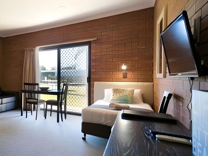 Bedroom 9