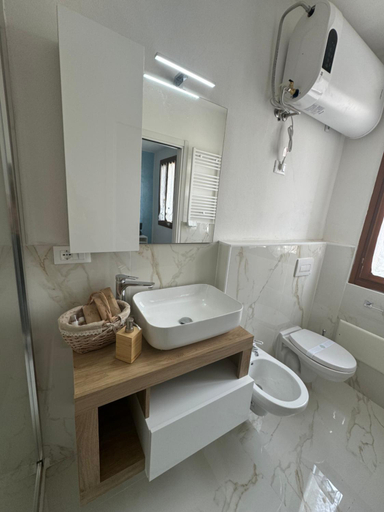 Bathroom 2, Room Marian, Venezia