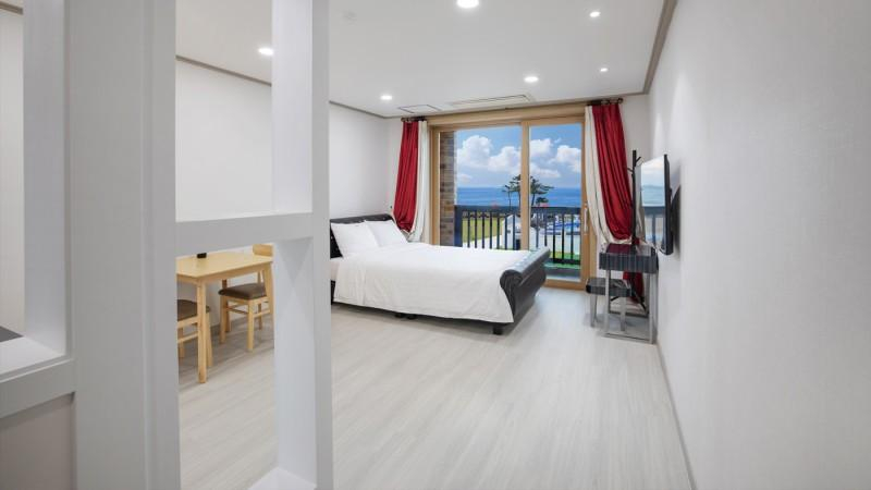 Bedroom 2, Taean Golden Wave, Taean