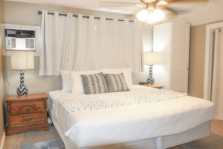 Bedroom 2, The Grand Guesthouse, Monroe