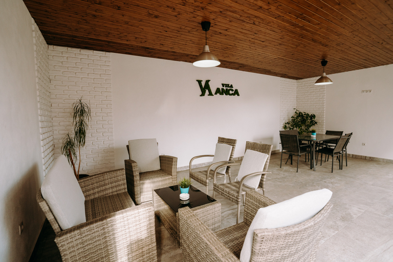 Food & Drinks 3, Vila Anca, Sibiu