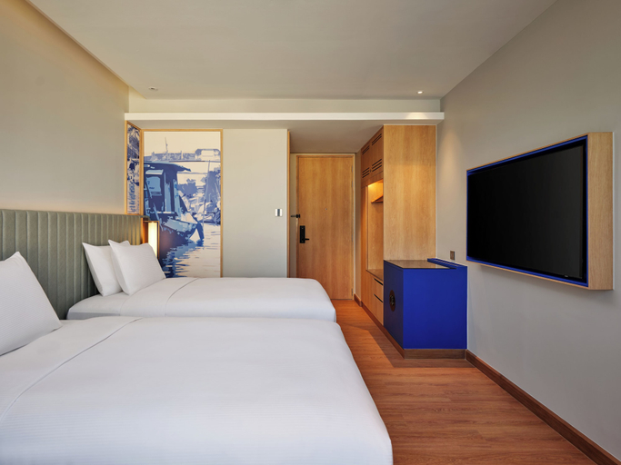 Bedroom 3, Hilton Garden Inn Bangkok Riverside, Khlong San