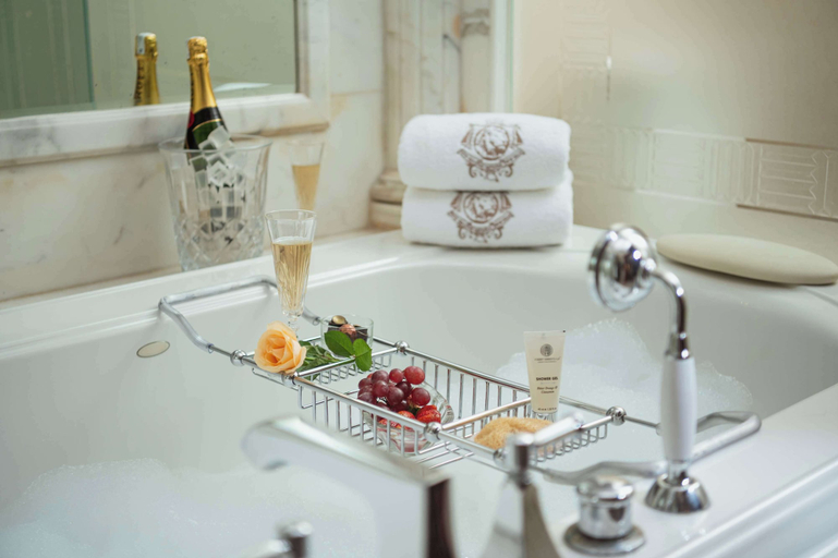 Amenities 8