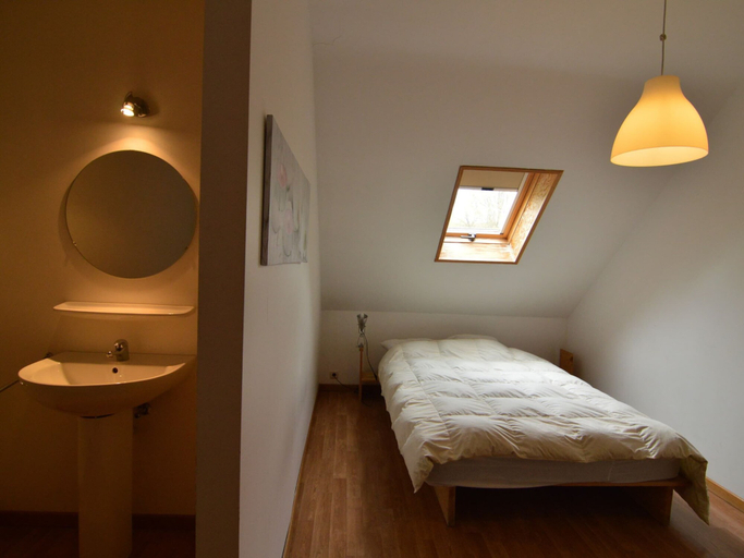 Bedroom 3, Apartment in Robertville Near Lake & Forest, Liège