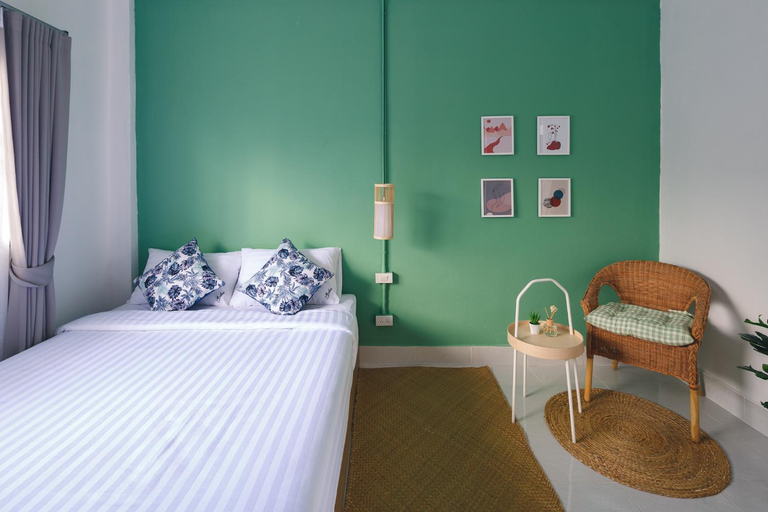 Bedroom 13