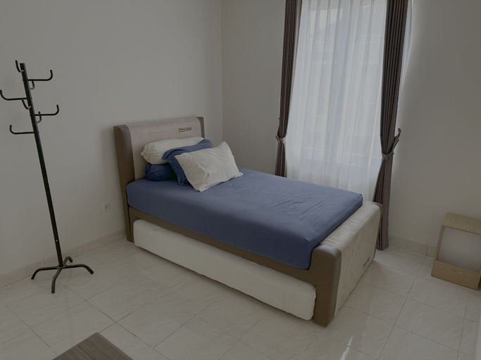 Bedroom 2, Blessimore Springhill 4BR, Palembang