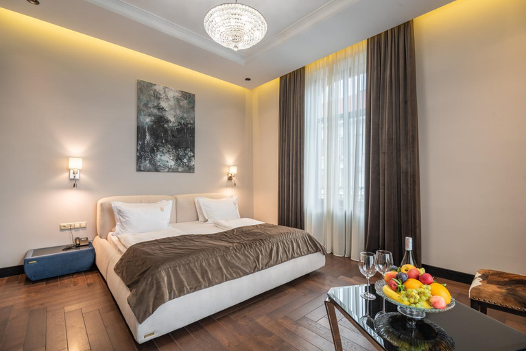 Others 2, Grand Hotel Roxolana, Ivano-Frankivs'ka