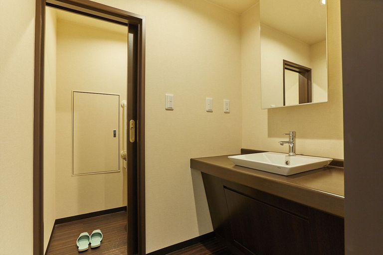 Bathroom 5, Kamenoi Hotel Ichinoseki, Ichinoseki