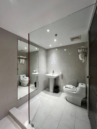 Bathroom 3