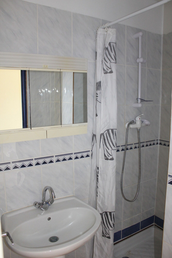 Bathroom 5, La Villa du Bac, Puy-de-Dôme