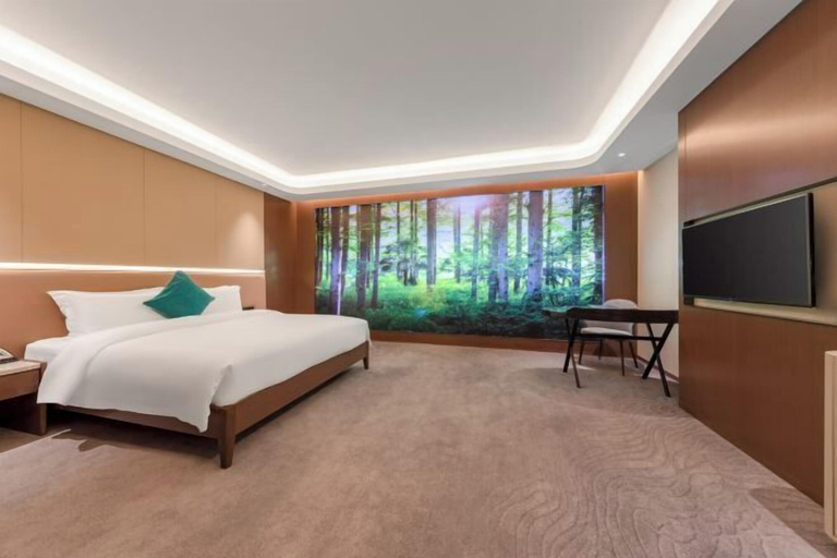 Bedroom 13