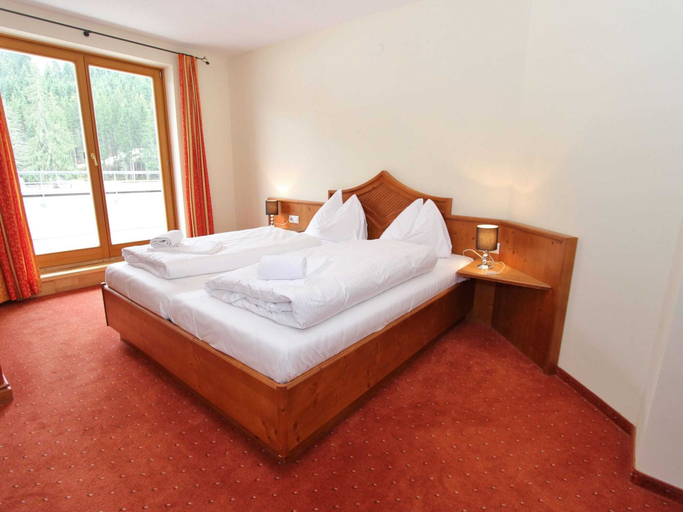Bedroom 4, Detached Chalet in Saalbach, Zell am See