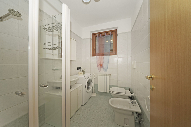 Bathroom, Il Canaletto A1 by Wonderful Italy, Brescia