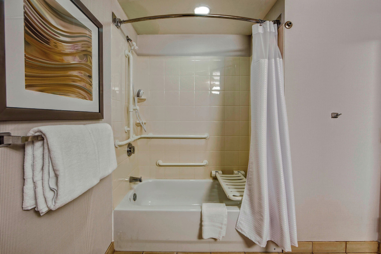 Bathroom 5, Courtyard by Marriott Memphis Southaven, Desoto