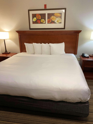 Bedroom 4, Country Inn & Suites by Radisson, Fort Worth, TX, Fort Worth
