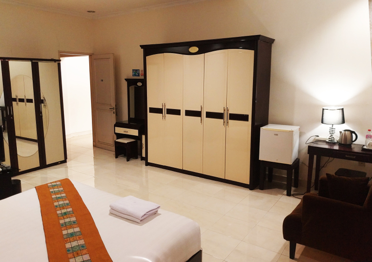 Bedroom 14