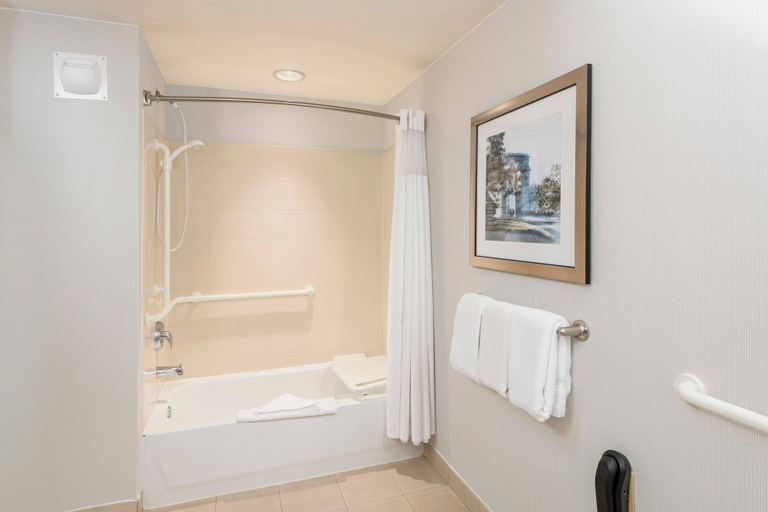 Bedroom 5, Courtyard by Marriott Philadelphia Valley Forge/Collegeville, Montgomery