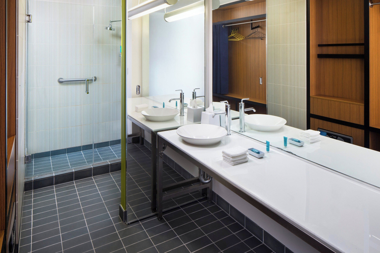Bathroom 3, Aloft by Marriott Tempe, Maricopa