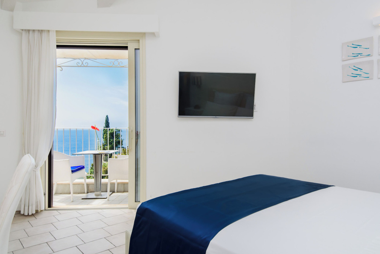 Bedroom 5, Residenza Al Pesce d'Oro, Salerno