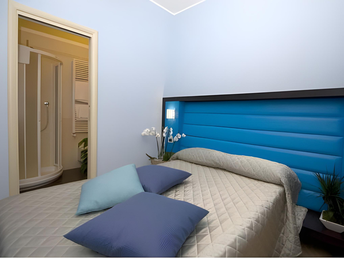 Bedroom 13
