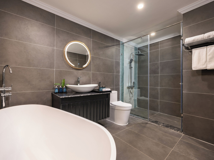 Bathroom 4, Doria Cruise, Hạ Long