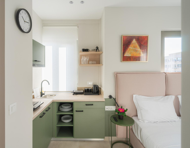 Others 4, ELA FIVE RESIDENCES, Attica
