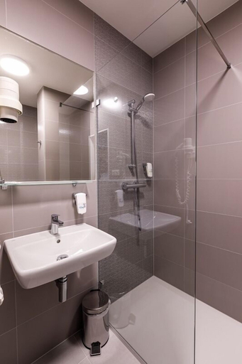 Bathroom 4, Harmony Club Hotel Ostrava, Ostrava