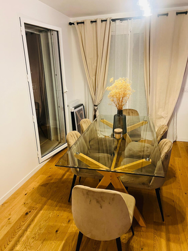Others 3, Pantin home, Seine-Saint-Denis