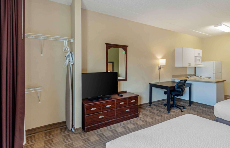 Bedroom 9