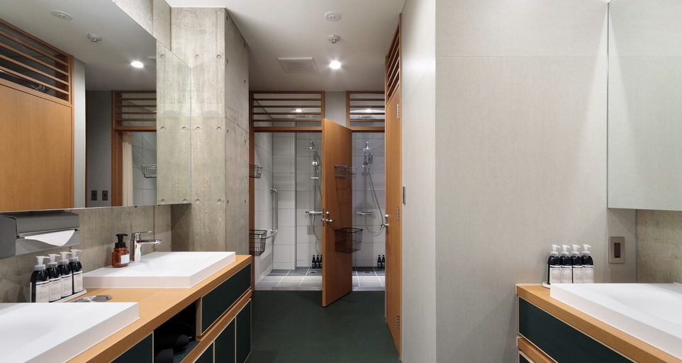 Bathroom 5, Bunshodo Hotel, Fukuoka