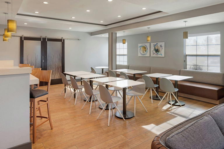 Food & Drinks, TownePlace Suites by Marriott Ontario Airport, San Bernardino