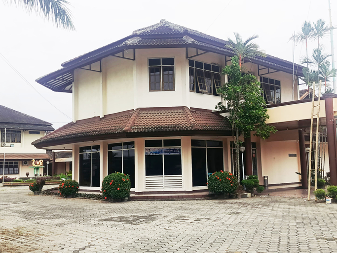Exterior & Views 3, Hotel Wijaya Purwokerto, Banyumas