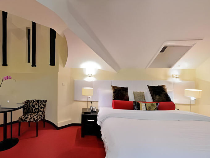 Bedroom 5