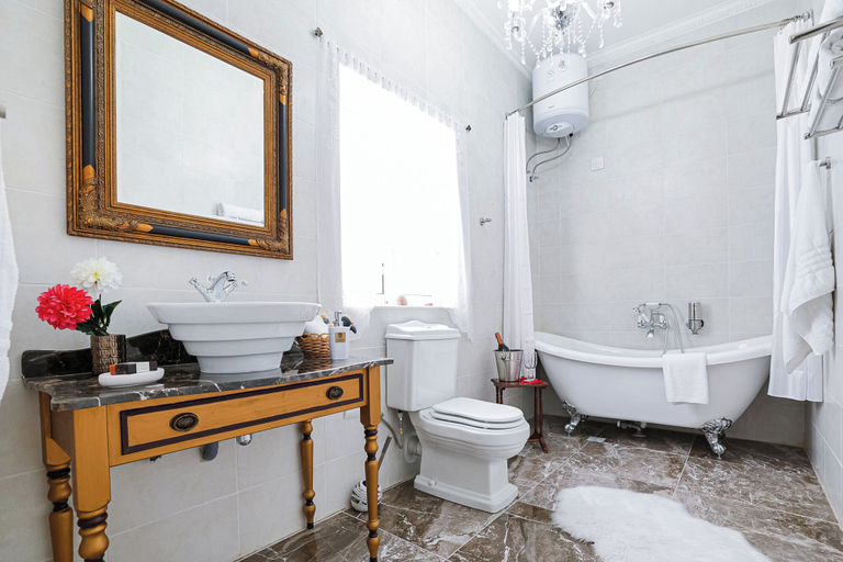 Bathroom 4, Nobilis Boutique Living