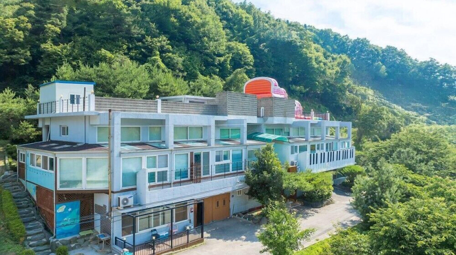 Exterior & Views 2, Koala Kids Pool Villa, Yangpyeong
