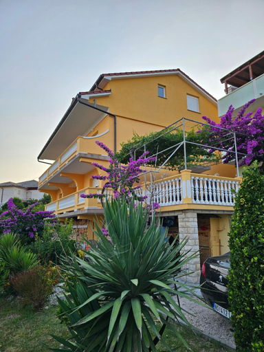 Others 4, Rooms Neda, Lopar/Supetarska Draga