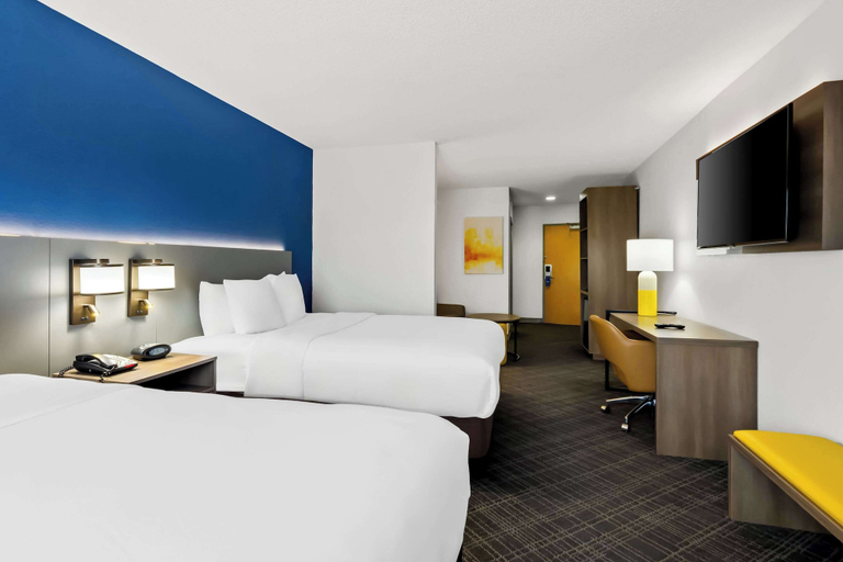 Bedroom 3, Comfort Suites Salem-Roanoke I-81, Salem