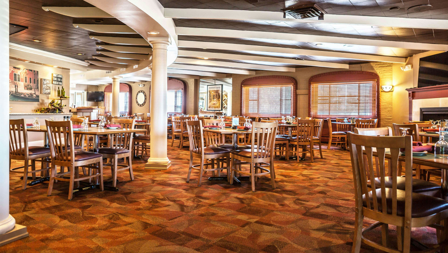 Food & Drinks 5, Magnuson Grand Pioneer Inn and Suites, Delta