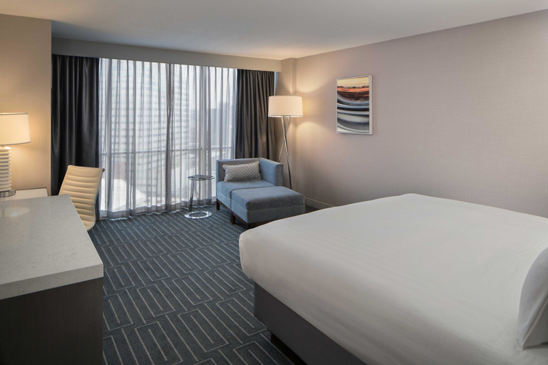Bedroom 3, Hyatt Regency Cincinnati, Hamilton